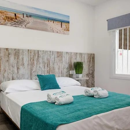 Conchita By Seric,15' Walking To The Βίλα