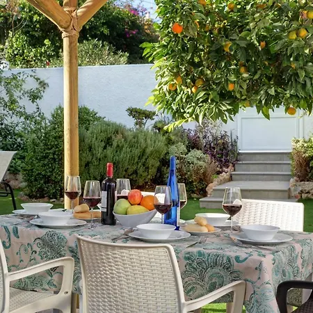 Βίλα Conchita By Seric,15' Walking To The Τορρεμολίνος