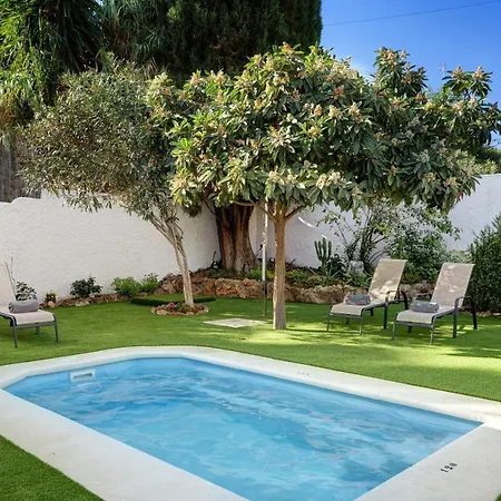 Conchita By Seric,15' Walking To The